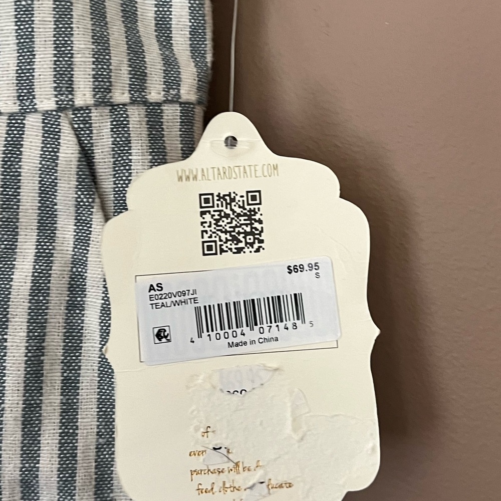 {Altar'd State} Striped Linen Blend Shortalls Romper in Blue & White - Small - Picture 10 of 10